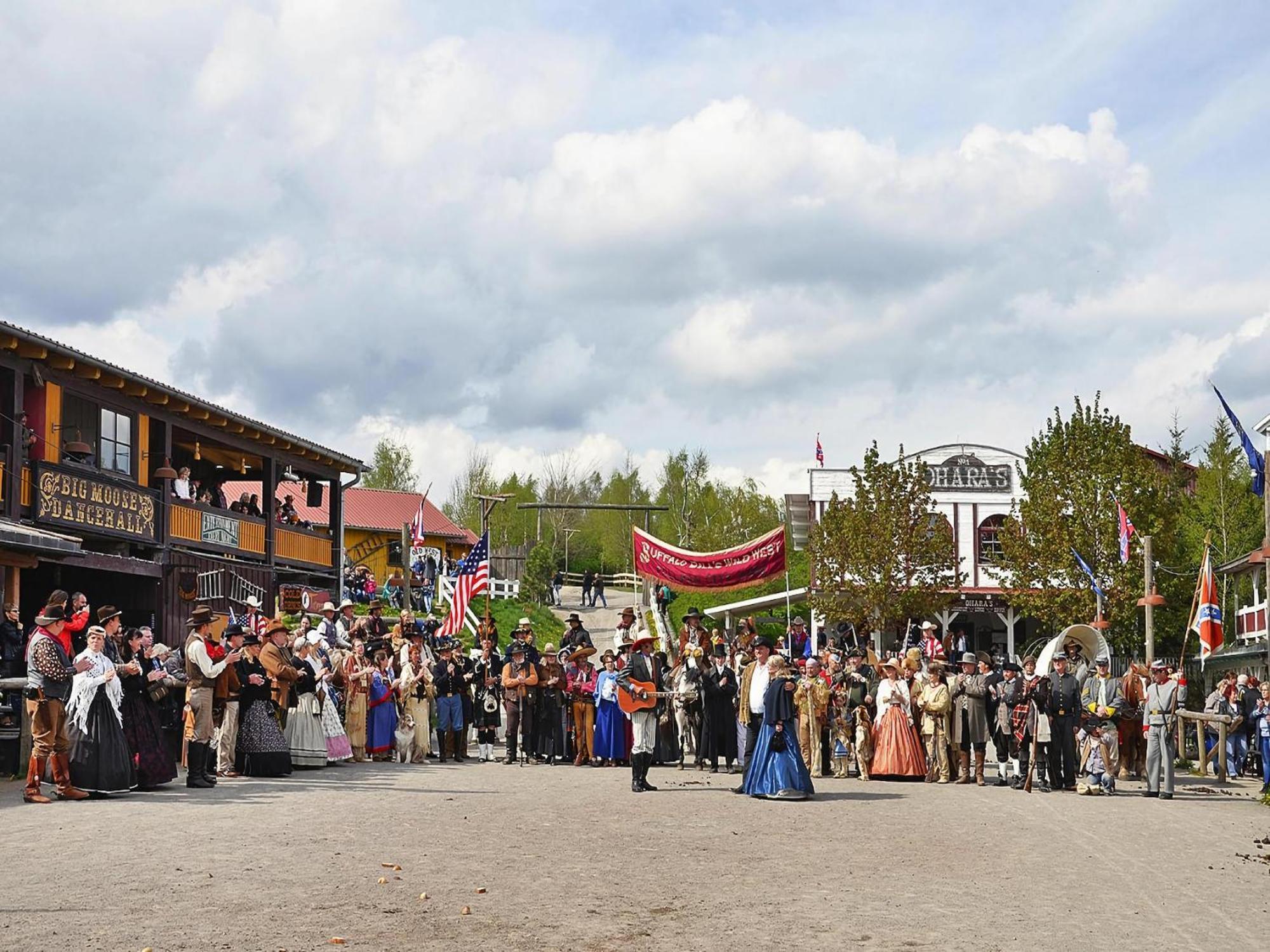 Harz Holiday Park, Hasselfelde Exteriér fotografie